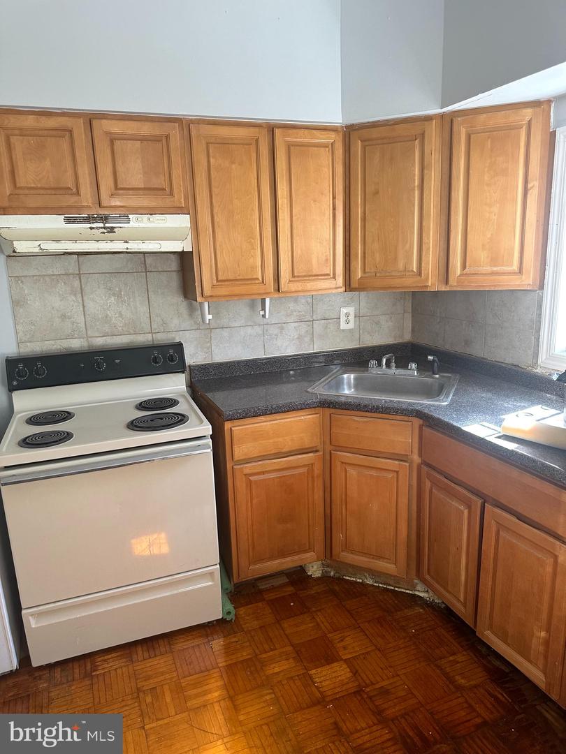 622 E Cornwall St Property Photo 3