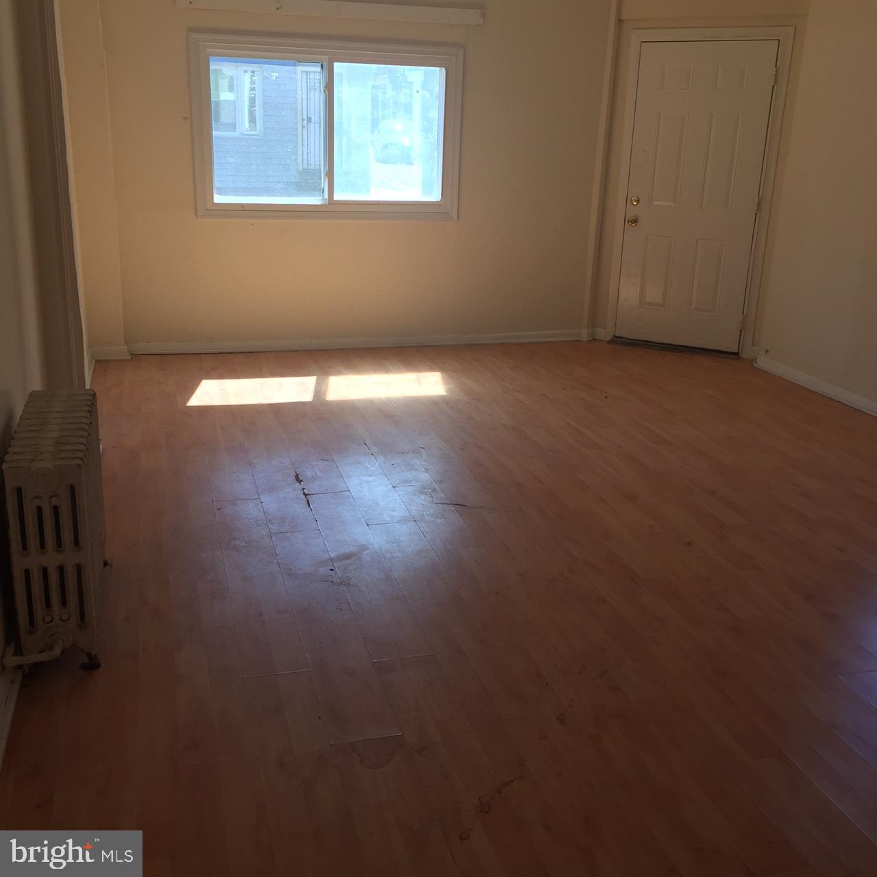 1225 W Venango St Property Photo 13