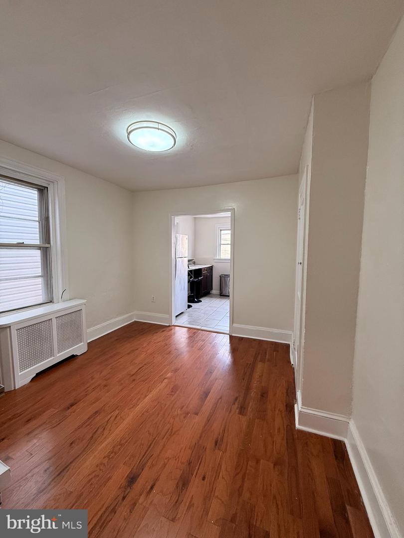 2127 Tasker St #2 Property Photo 8