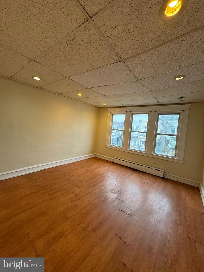 4748 Rorer St Property Photo 8