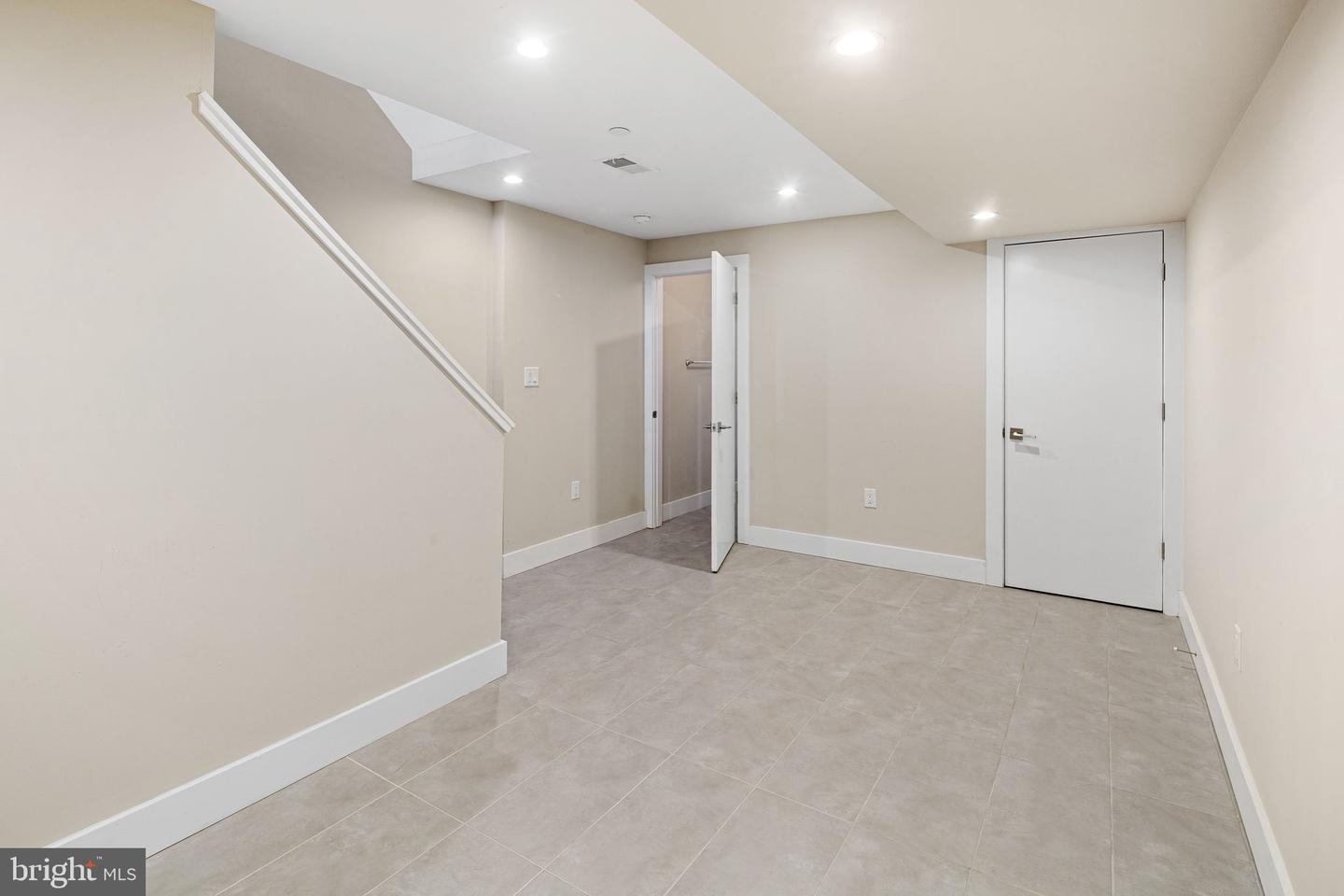 1443 S Colorado St Property Photo 11