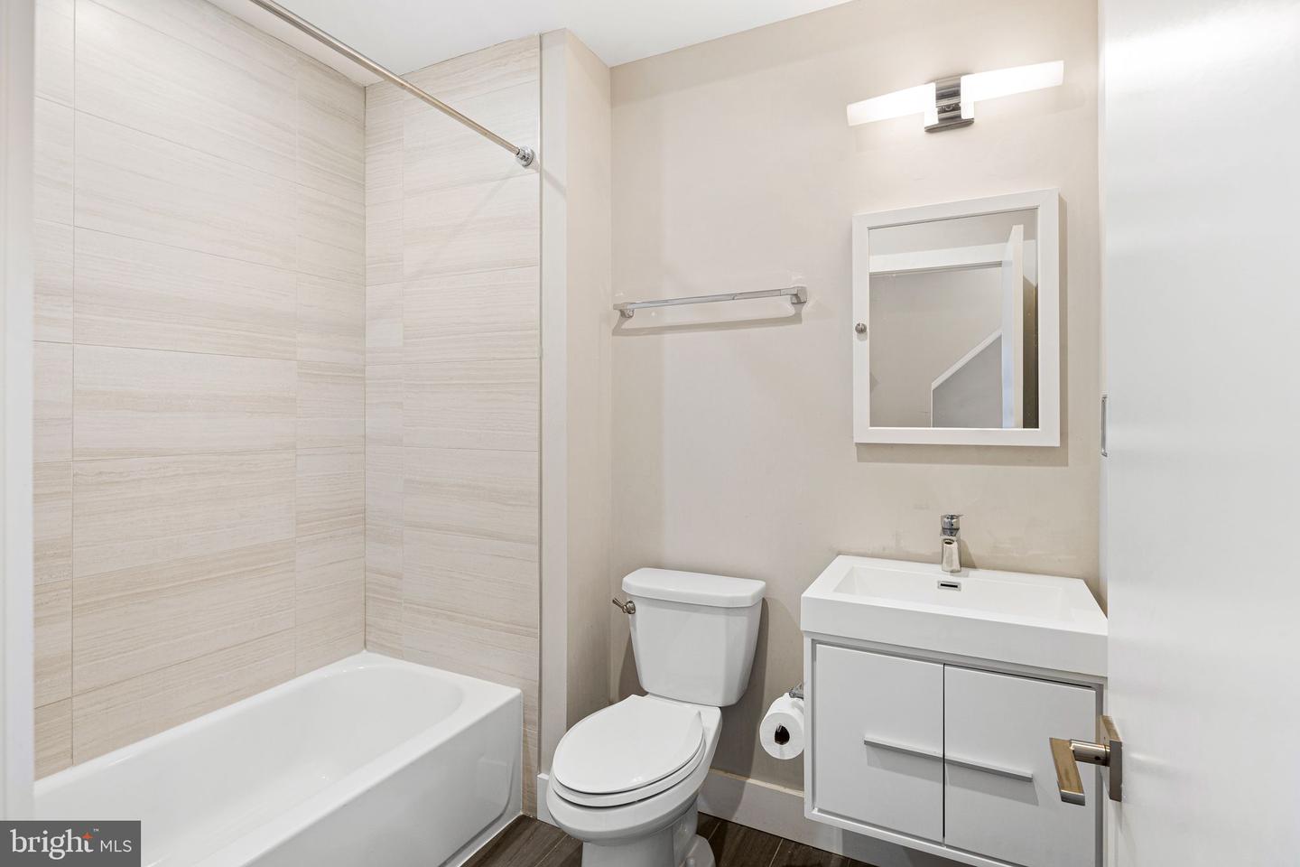 1443 S Colorado St Property Photo 17