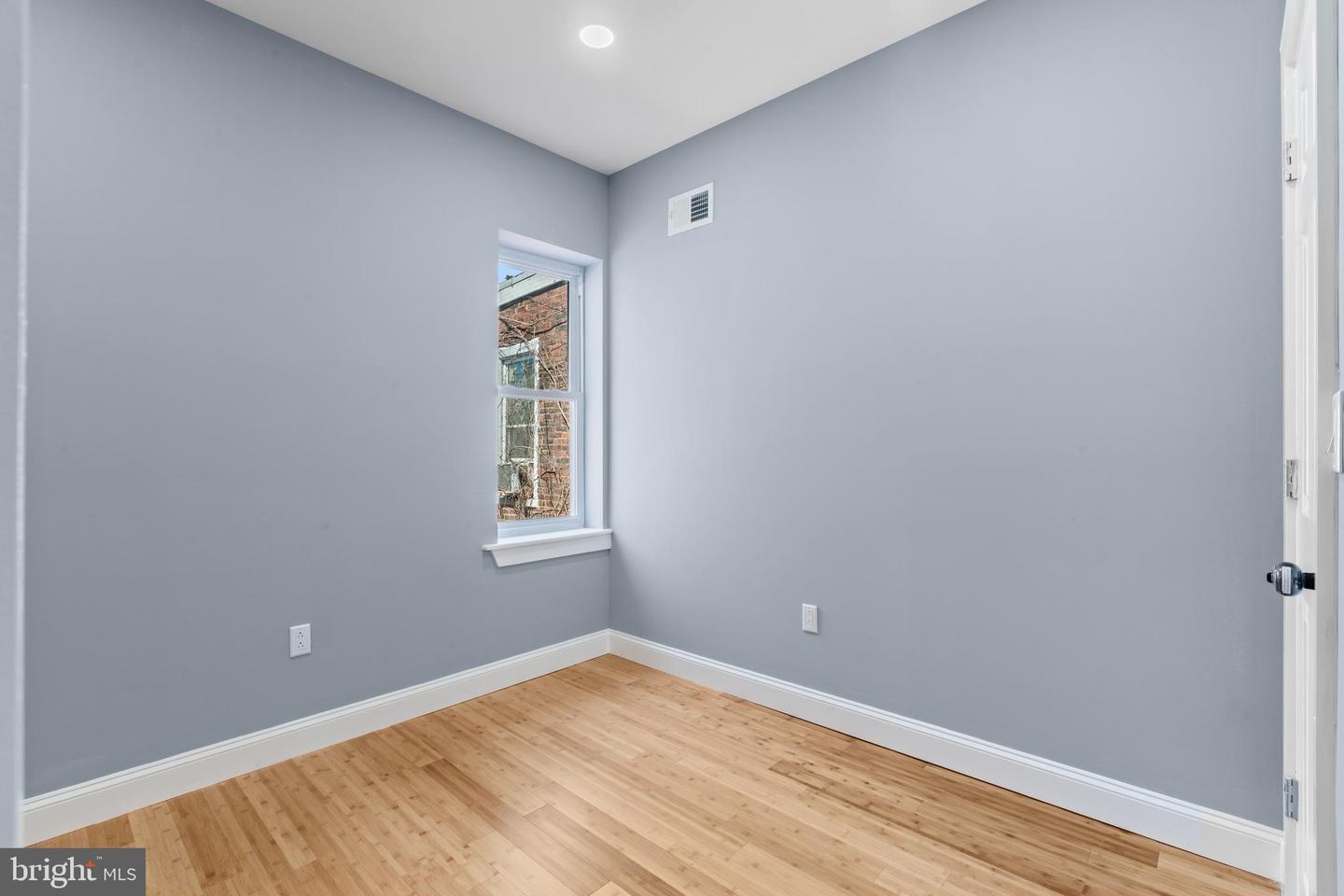 2236 S 69th St Property Photo 17