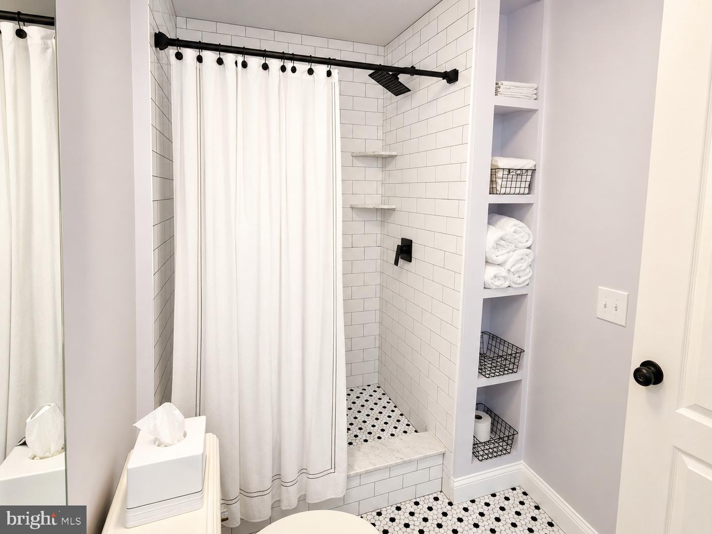 511-19 N Broad St #901 Property Photo 7