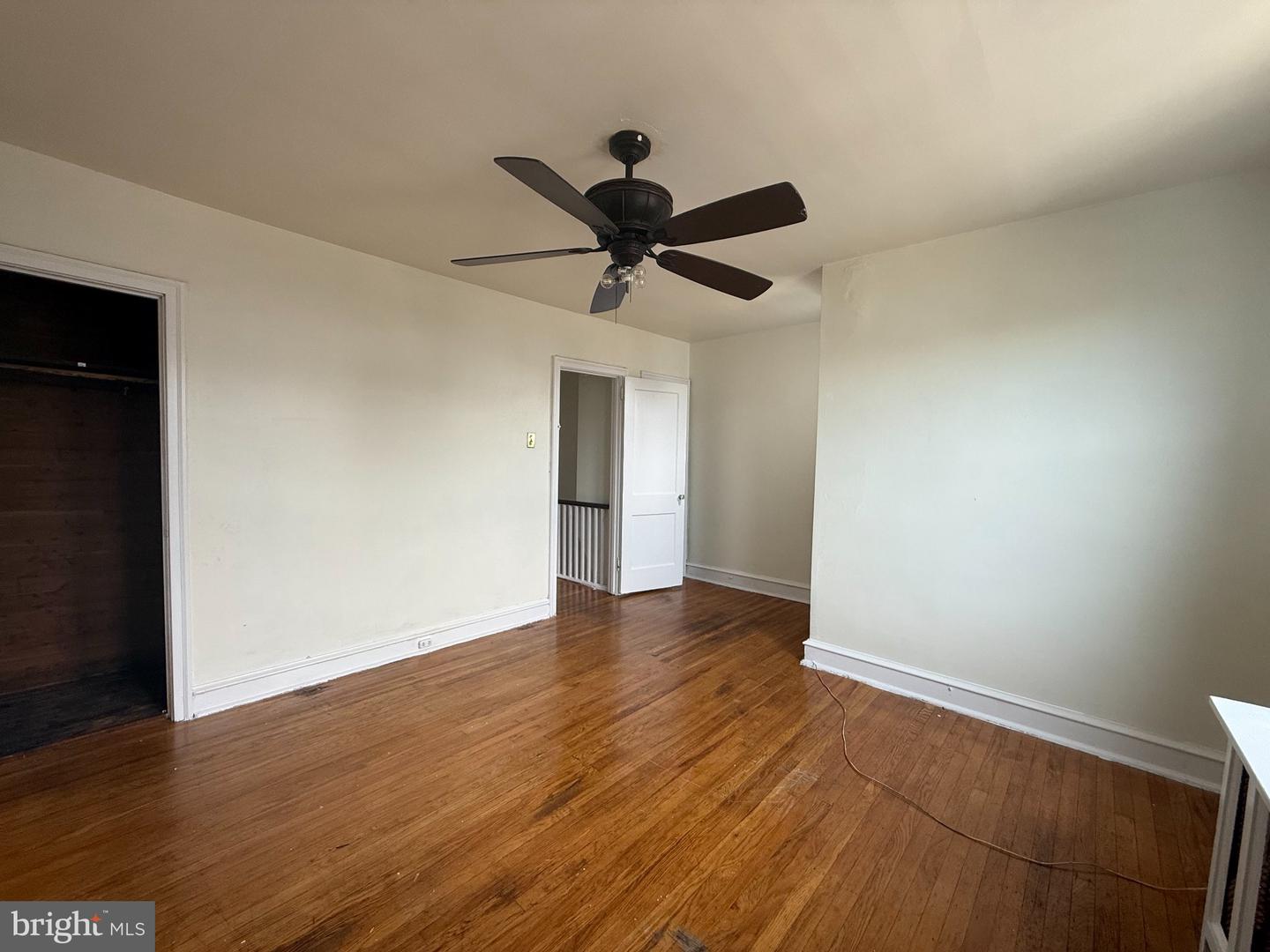 4218 Loring St Property Photo 8