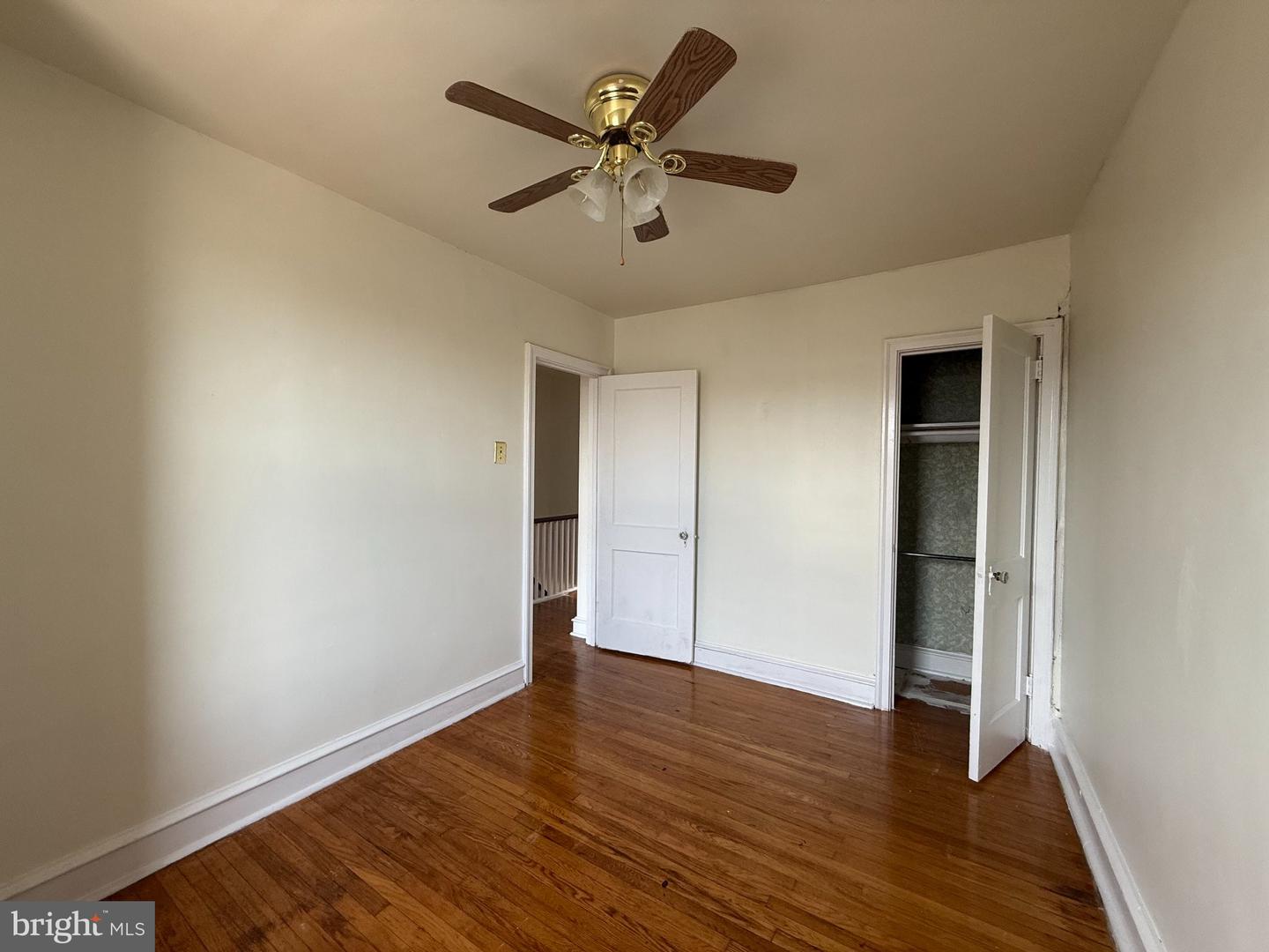 4218 Loring St Property Photo 12