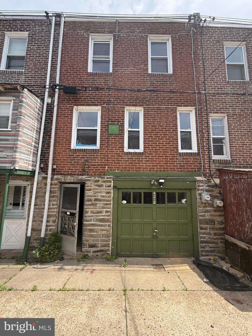 4218 Loring St Property Photo 17