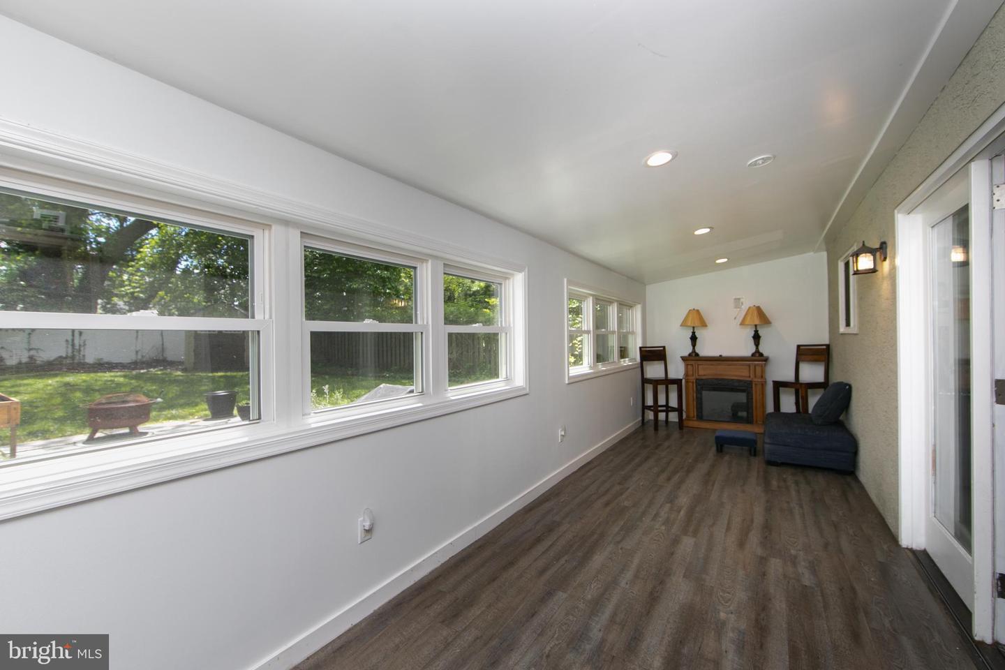 335 Cinnaminson St Property Photo 21
