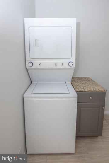 2658 N 27th St Property Photo 12