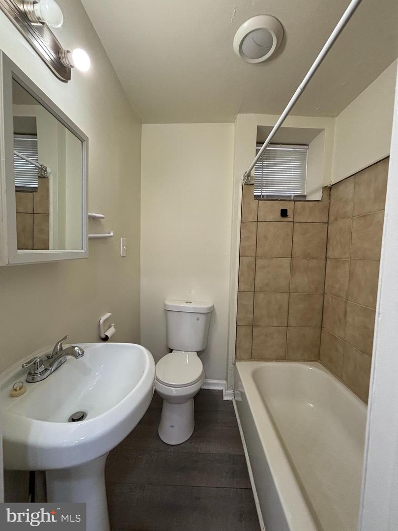 2253 N 16th St #a Property Photo 8