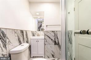 2102 S Opal St Property Photo 6