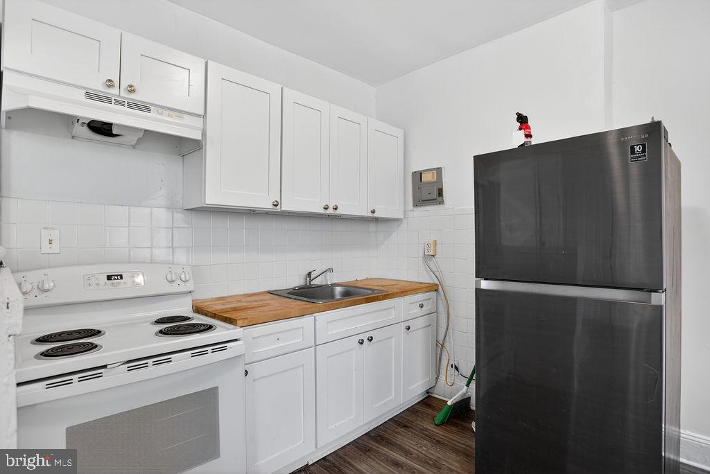 6220 Vine St Property Photo 25