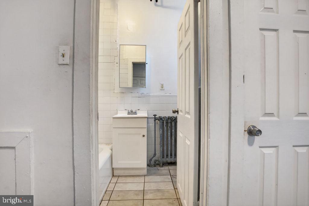 6220 Vine St Property Photo 30