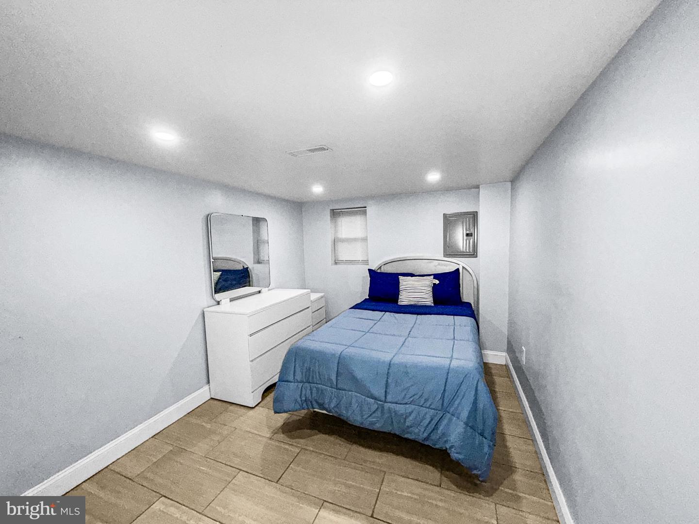 4644 G St #g Property Photo 5