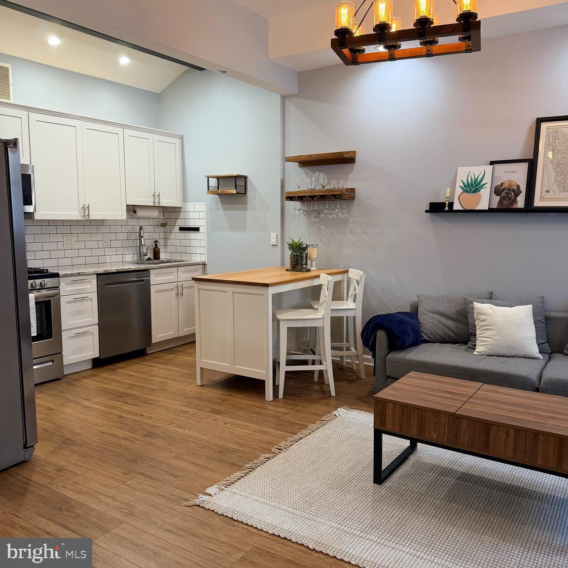 4406 BAKER ST Property Photo 1