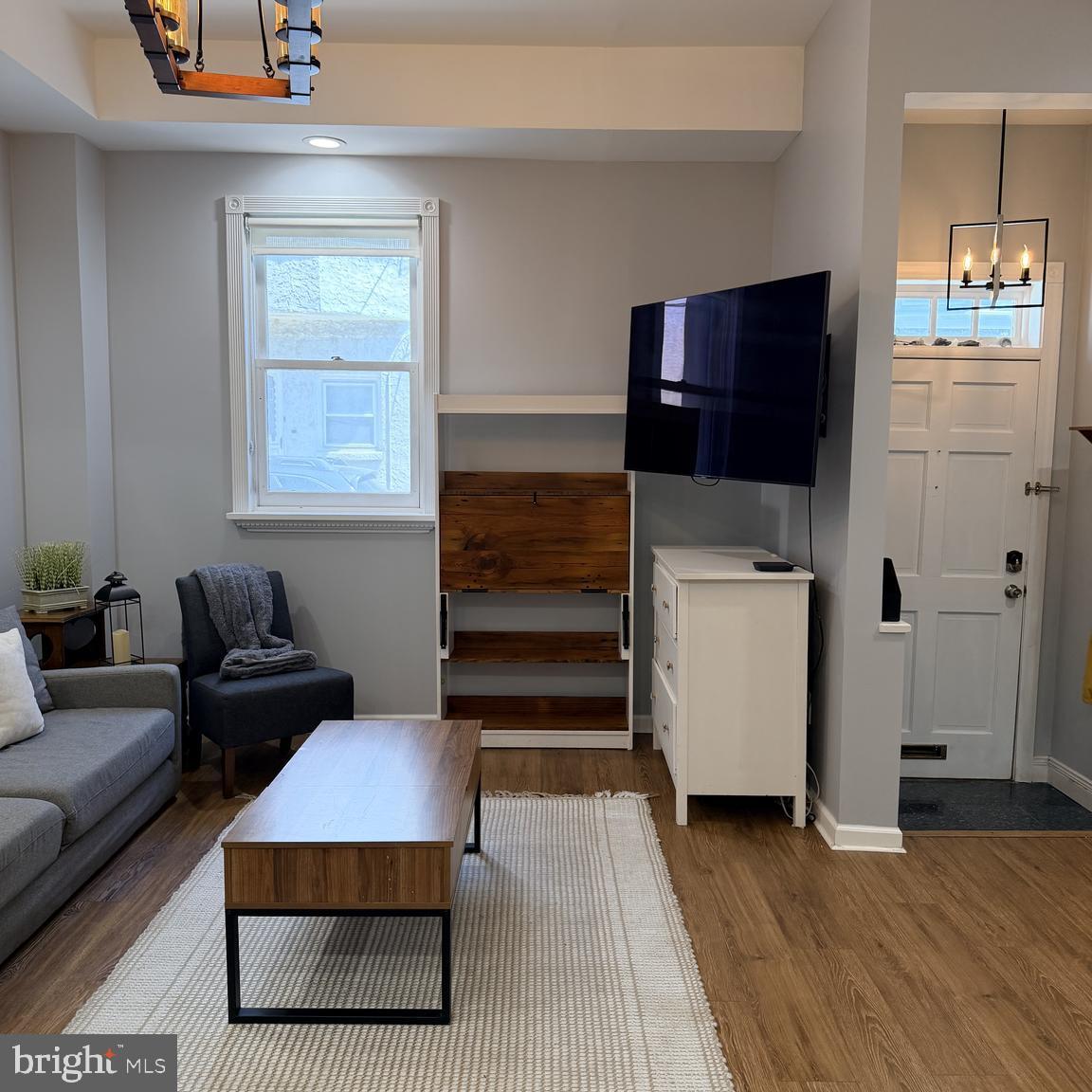 4406 Baker St Property Photo 5