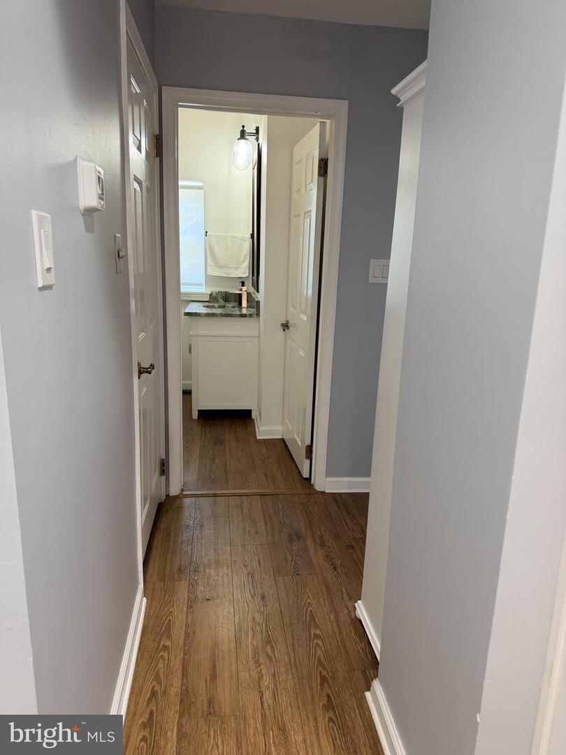 4406 Baker St Property Photo 10
