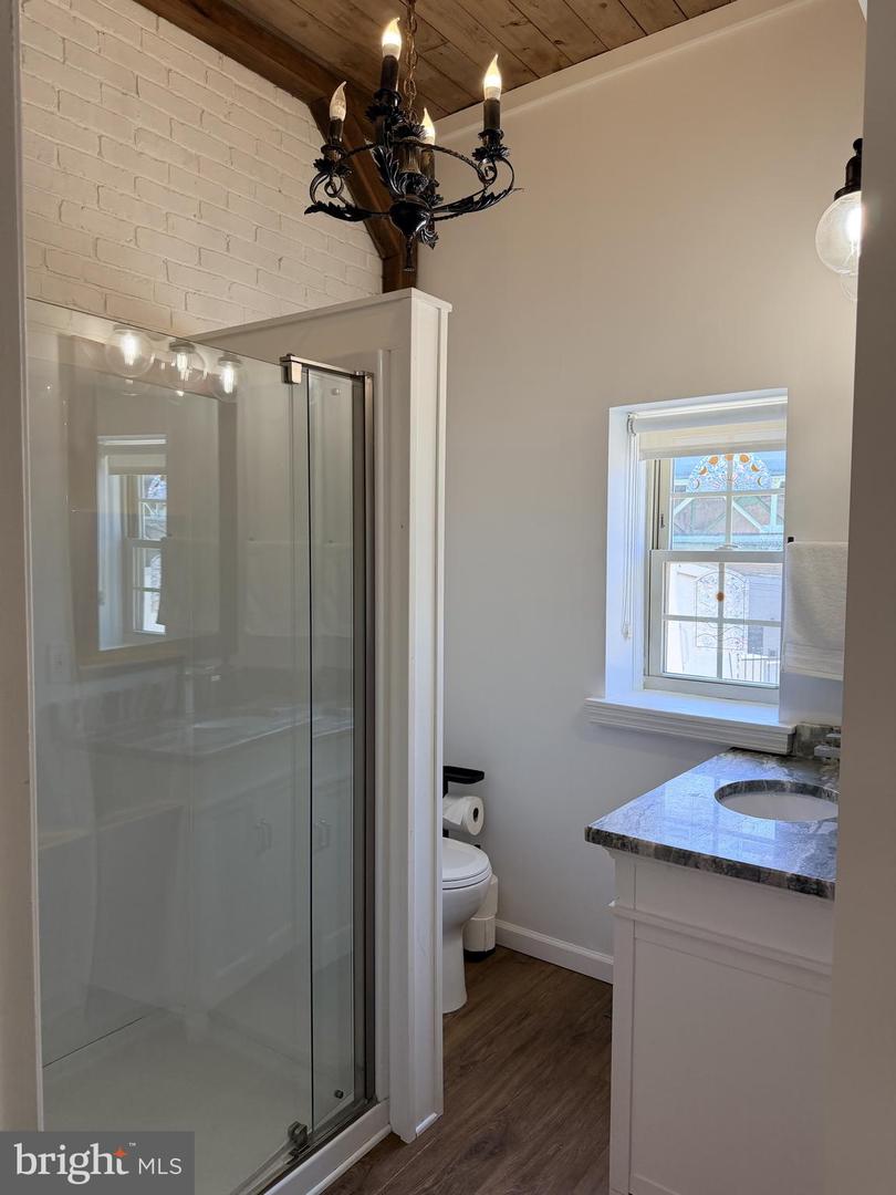 4406 Baker St Property Photo 12