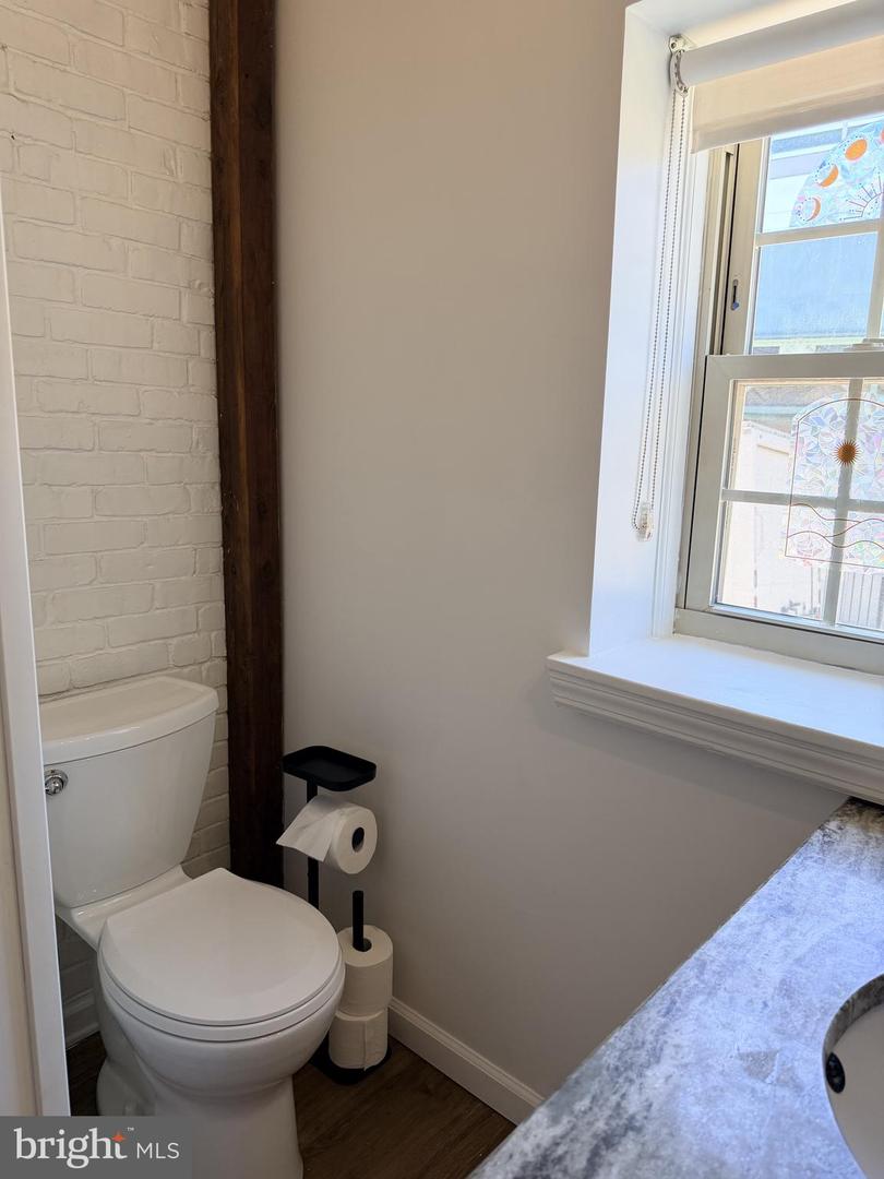 4406 Baker St Property Photo 13