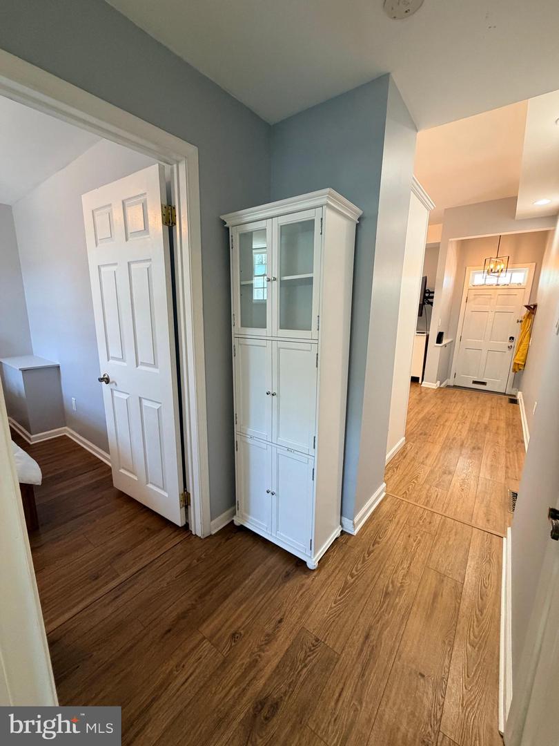 4406 Baker St Property Photo 16