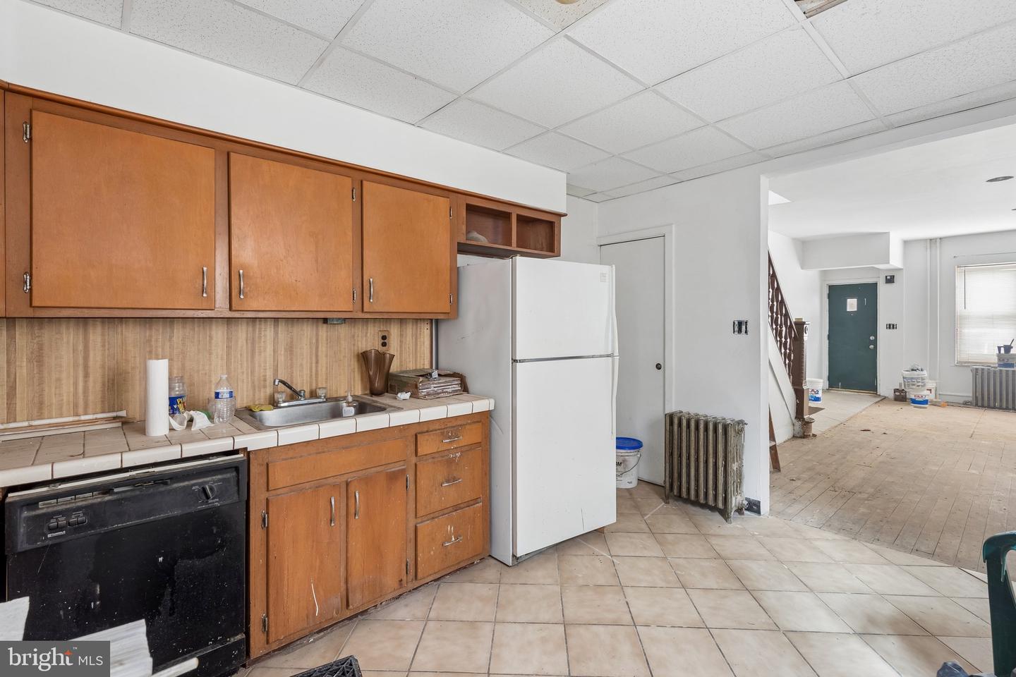 1932 S Bouvier St Property Photo 7