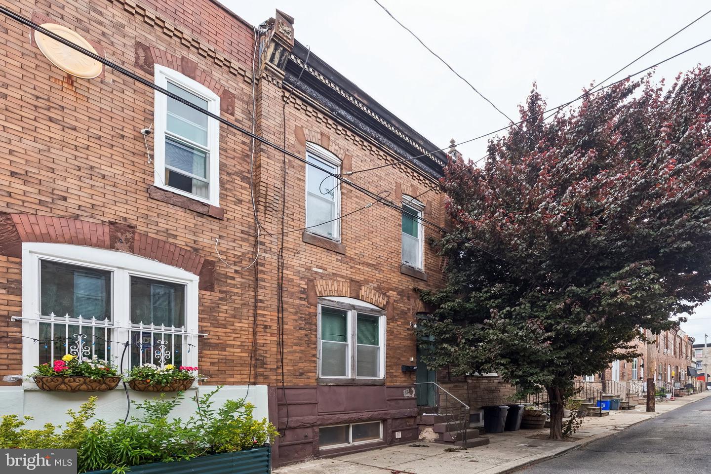 1932 S Bouvier St Property Photo 18