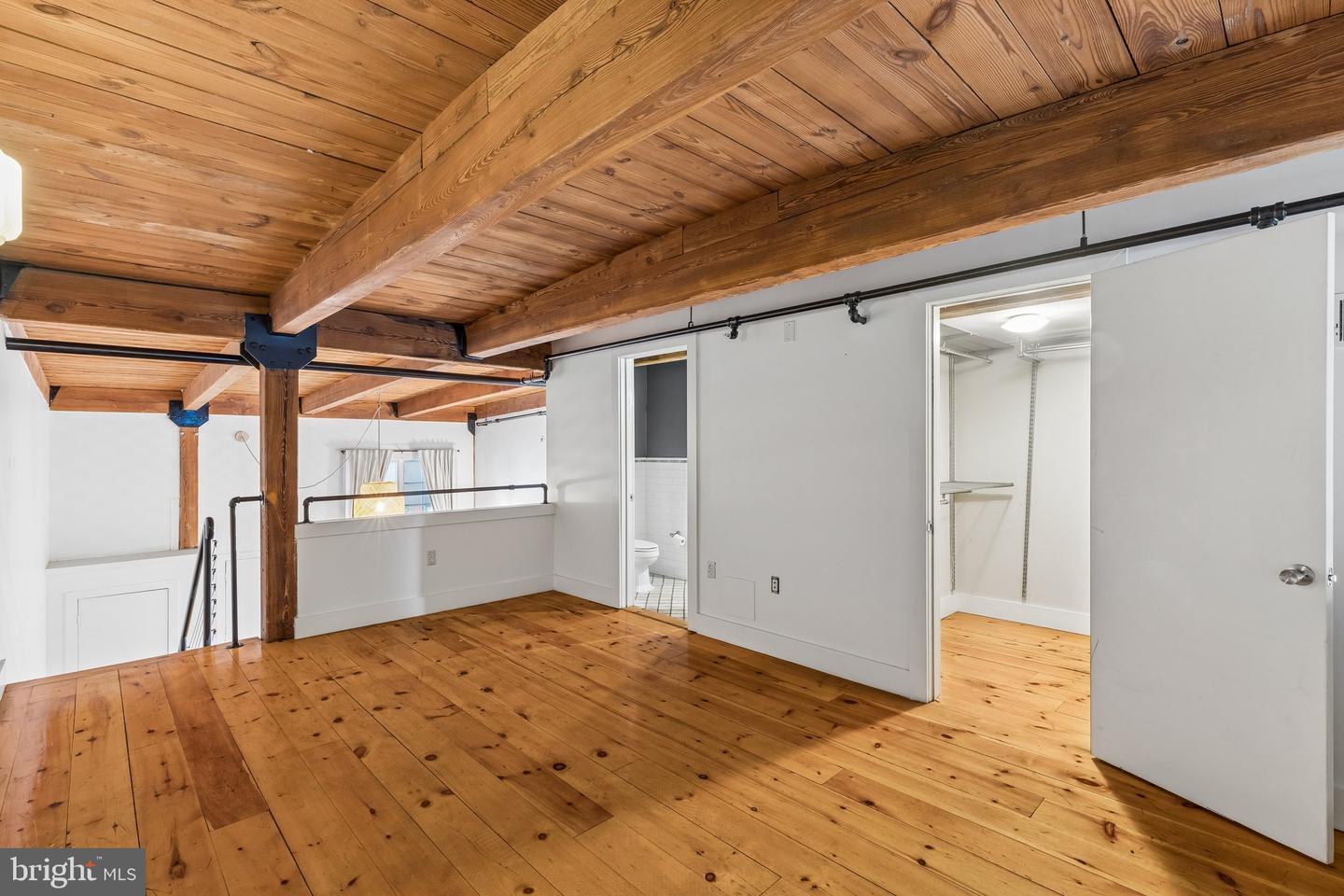314-18 Brown St #207 Property Photo 54