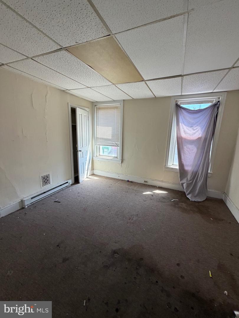 2230 N Cleveland St Property Photo 5