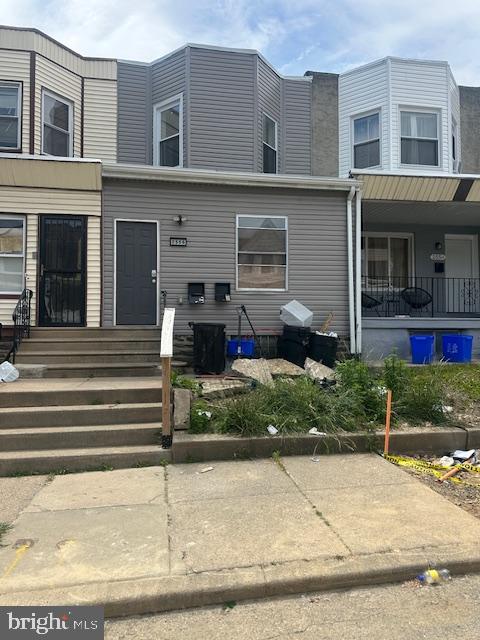2556 S ROBINSON ST Property Photo 1