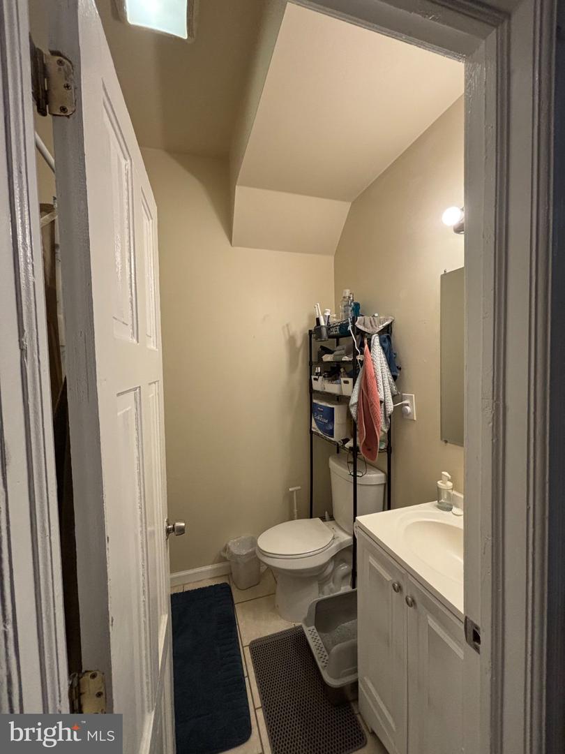 1309 N 19th St #b Property Photo 7