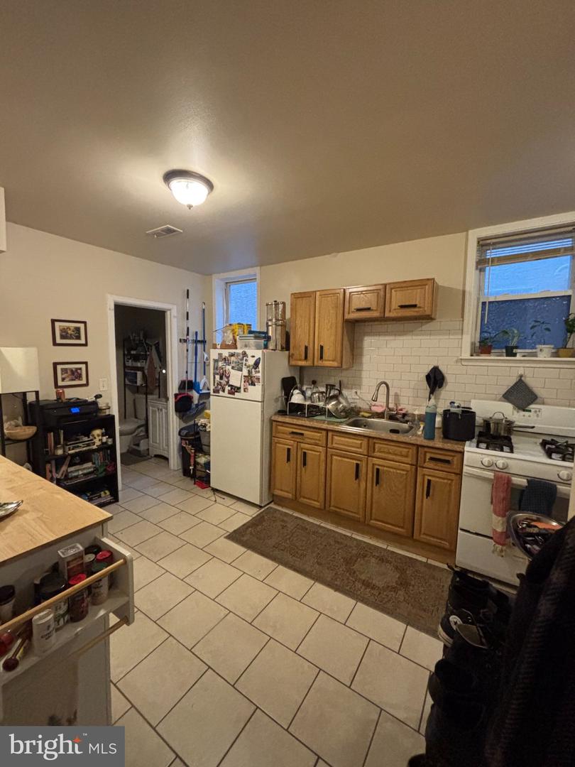 1309 N 19th St #b Property Photo 14