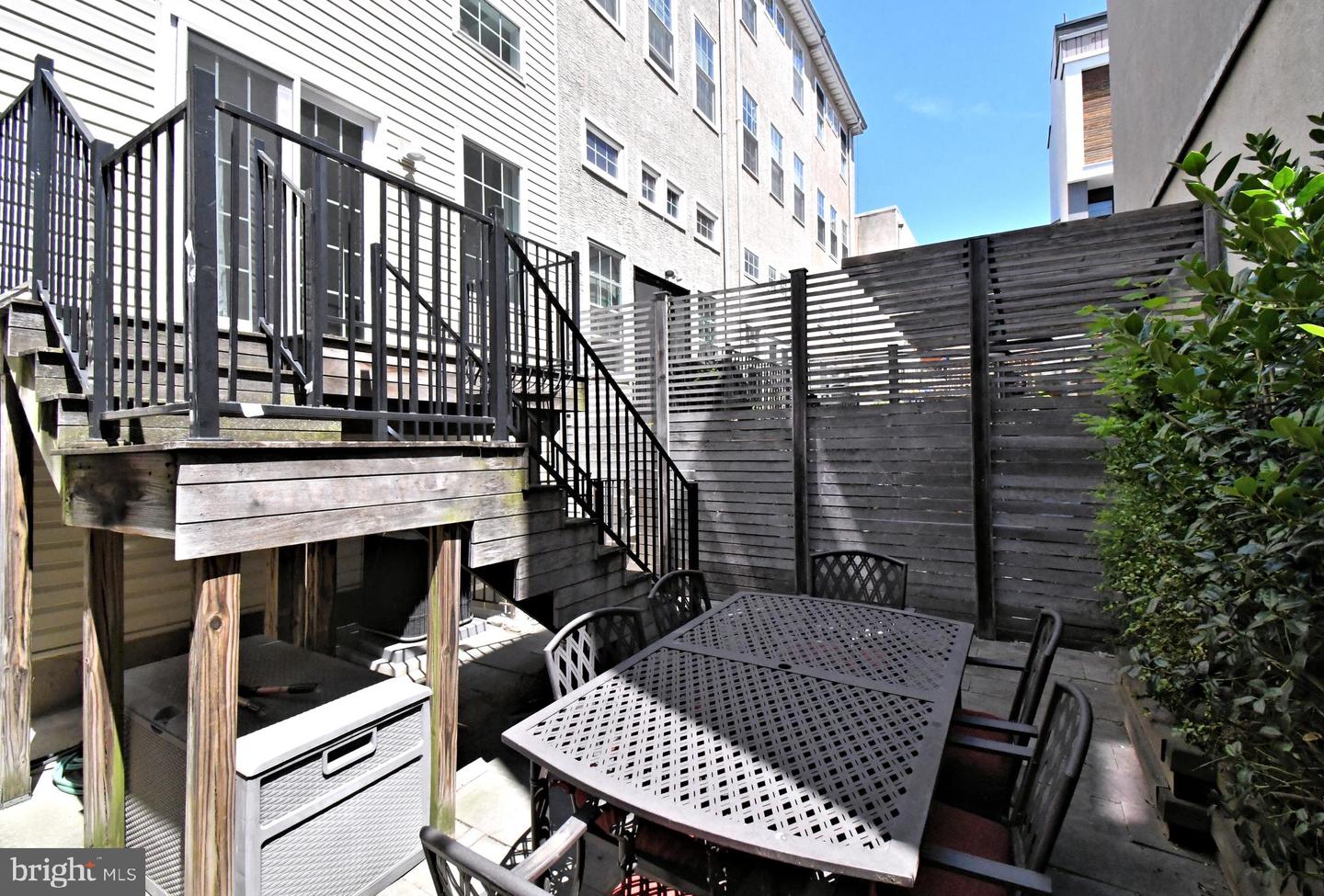 919 N American St Property Photo 64
