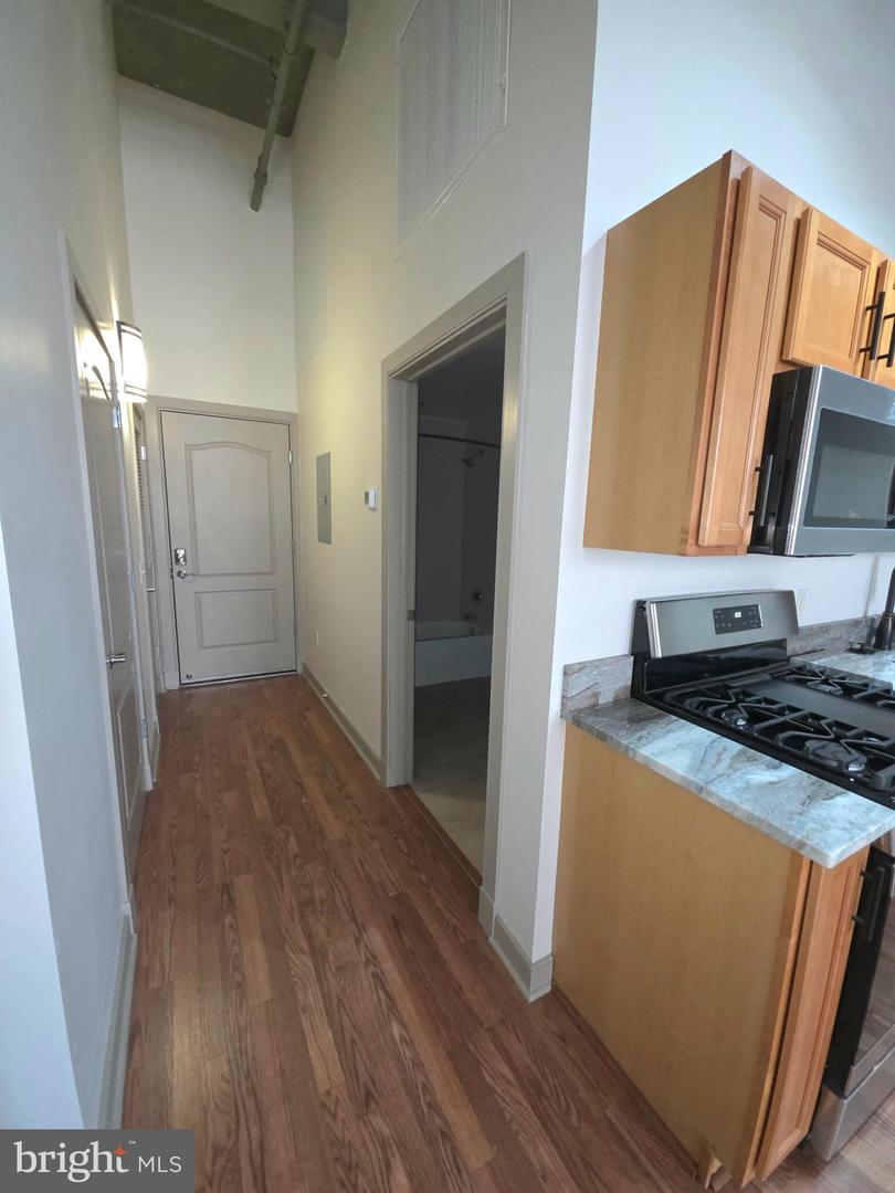511-19 N Broad St N #1004 Property Photo 14
