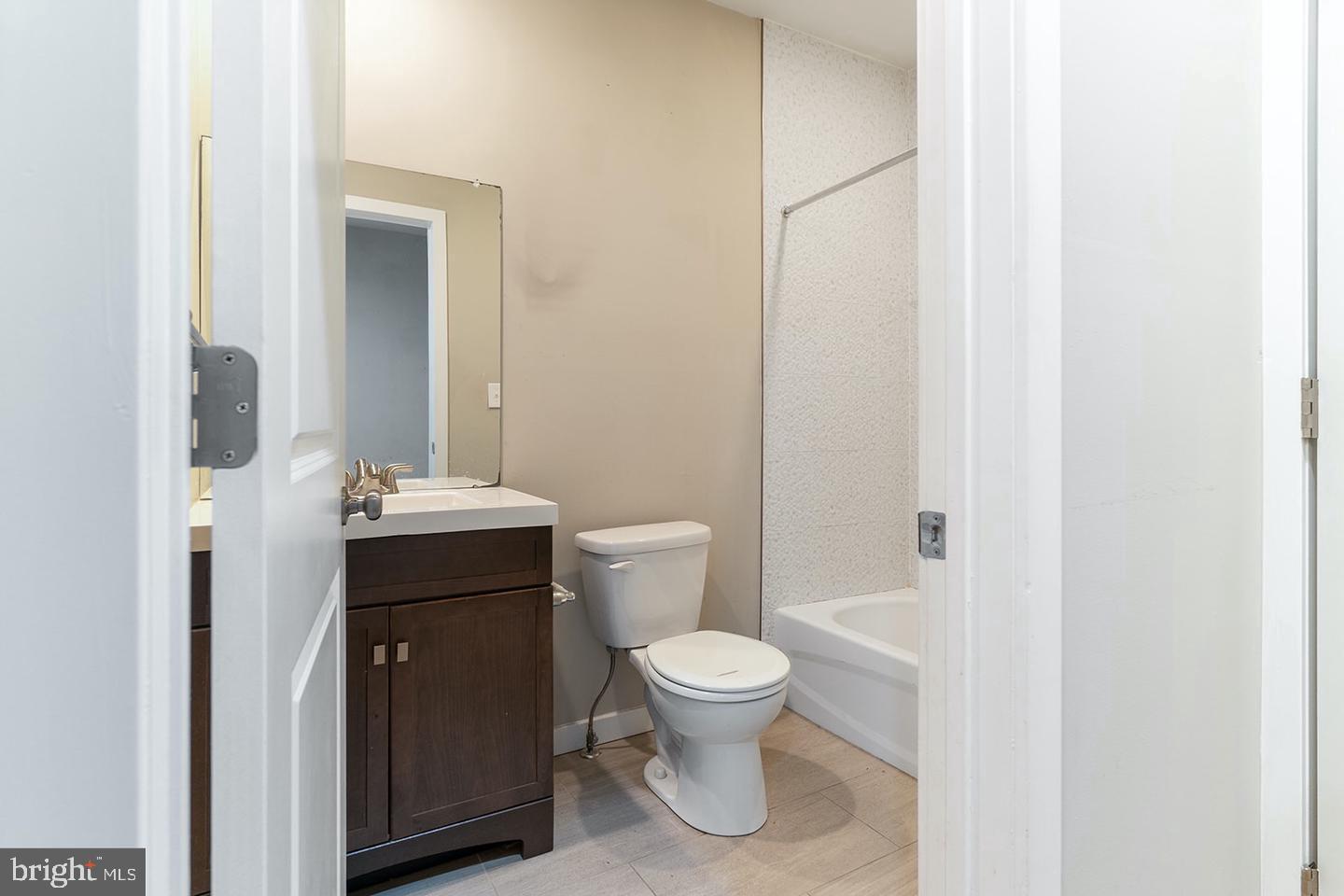 616 S 4th St #1f Property Photo 11
