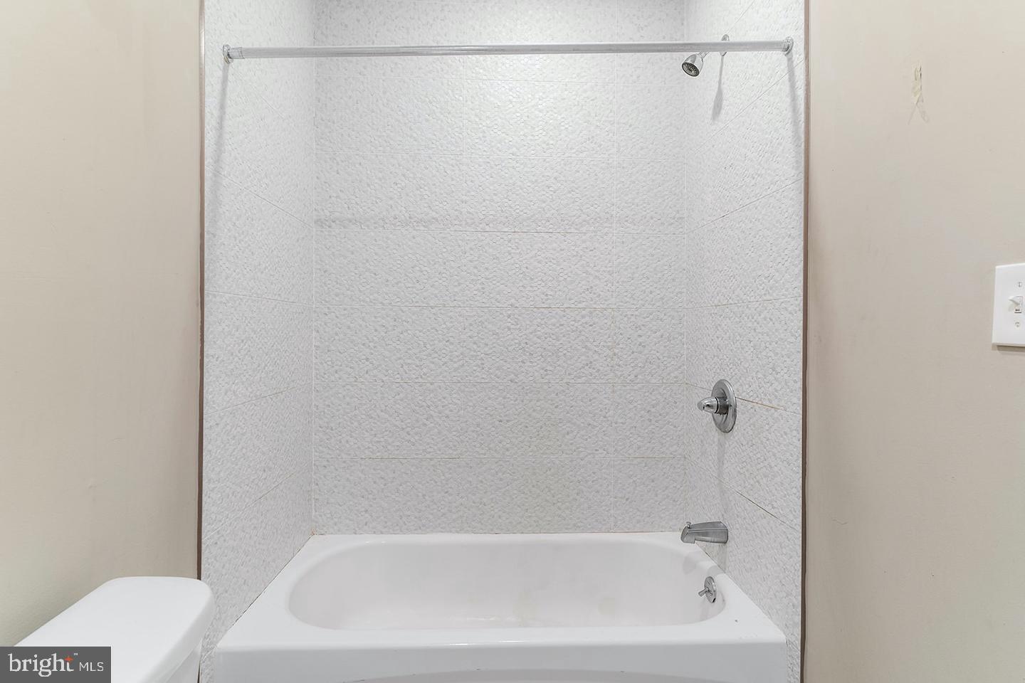 616 S 4th St #1f Property Photo 12