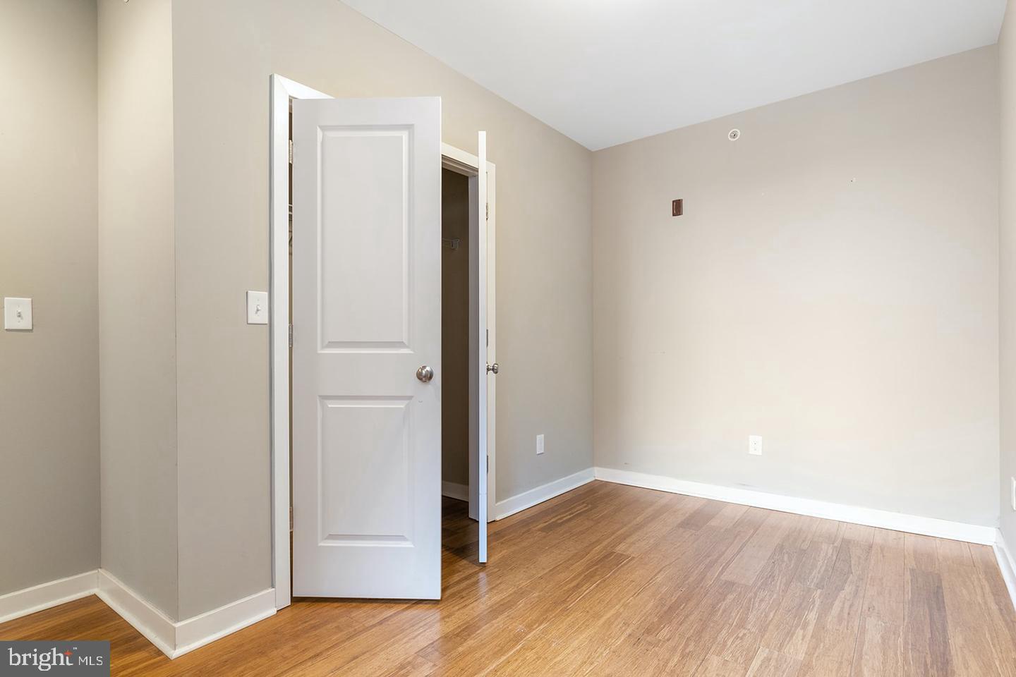 616 S 4th St #1f Property Photo 16