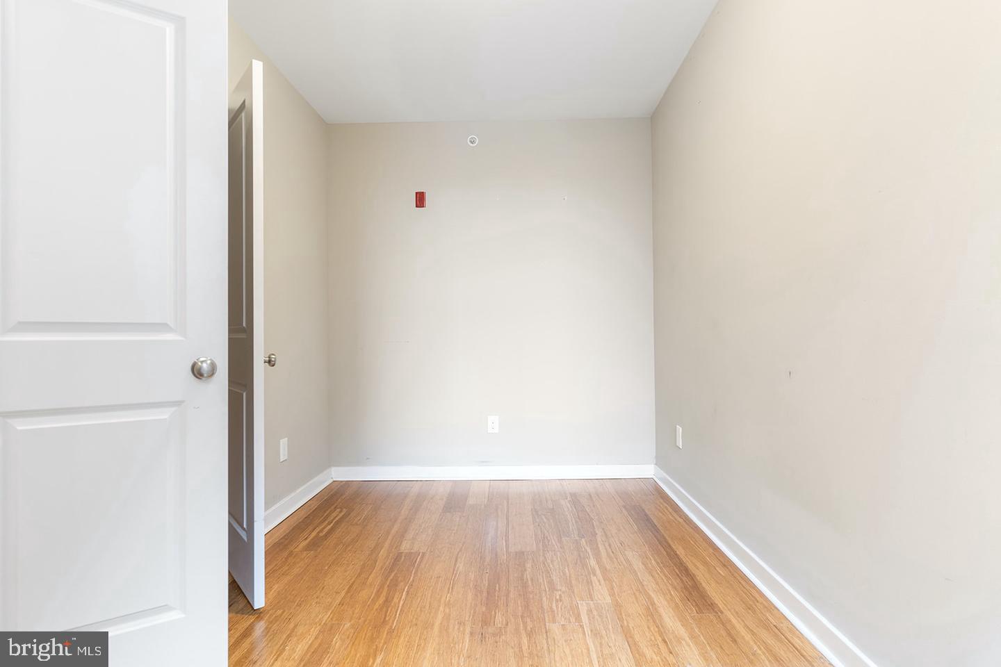 616 S 4th St #1f Property Photo 17