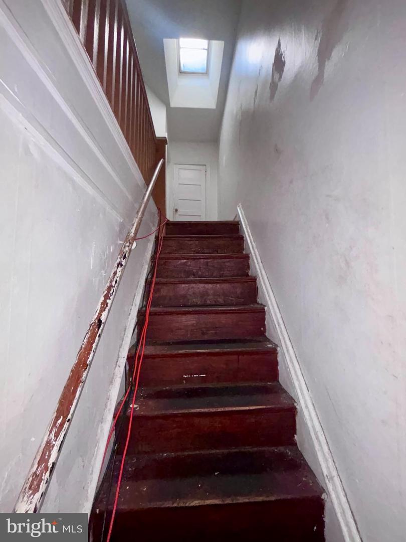 5961 N Leithgow St Property Photo 13