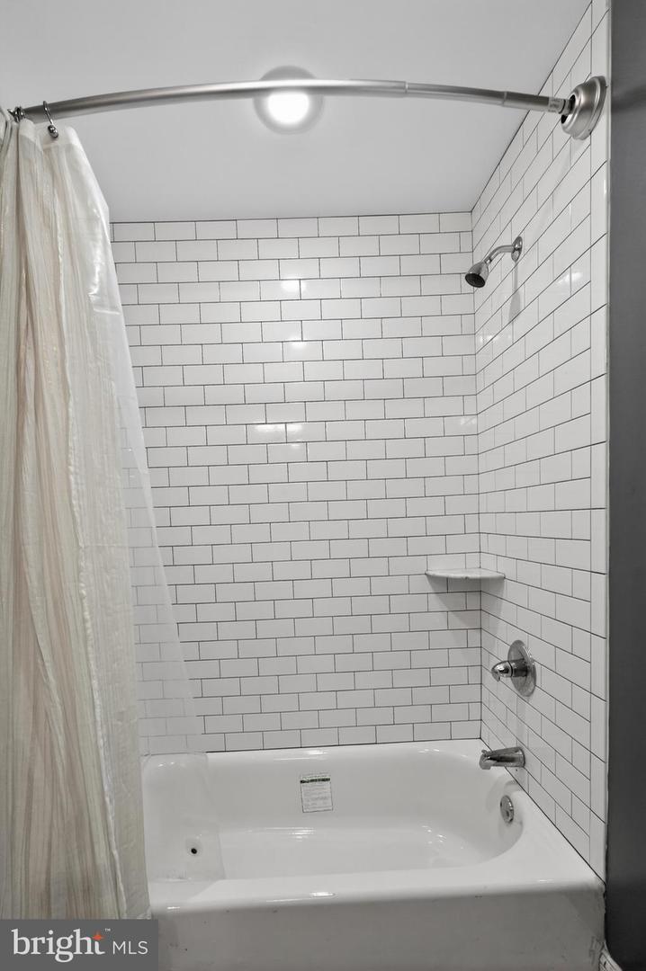 1436 S 16th St Property Photo 14