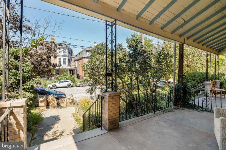 4818 Warrington Ave Property Photo 4