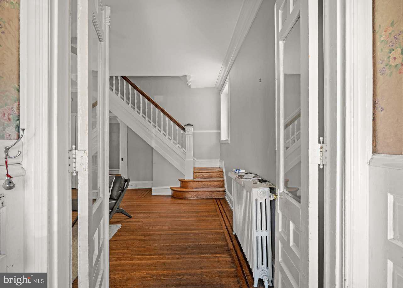 4818 Warrington Ave Property Photo 9