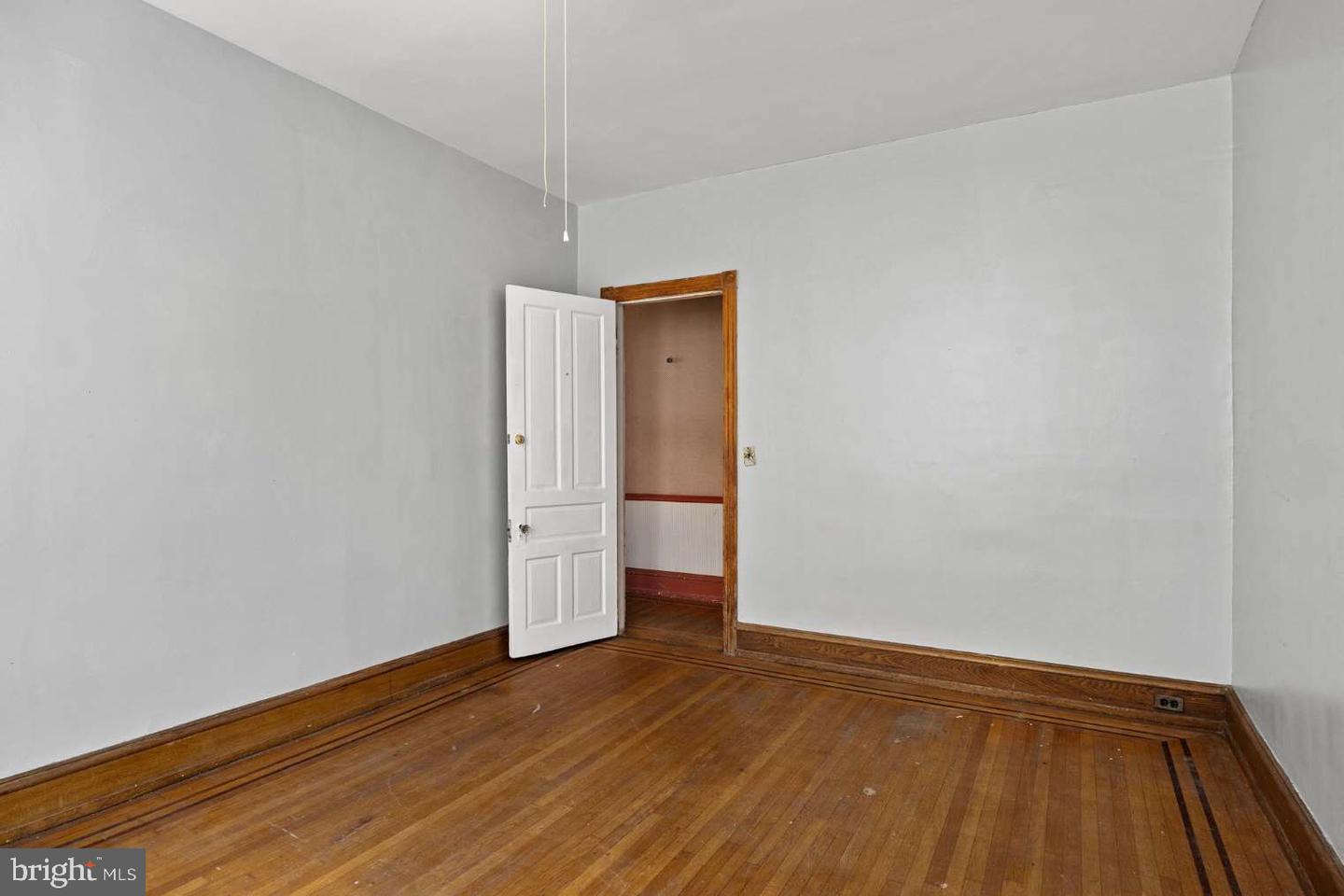 4818 Warrington Ave Property Photo 35