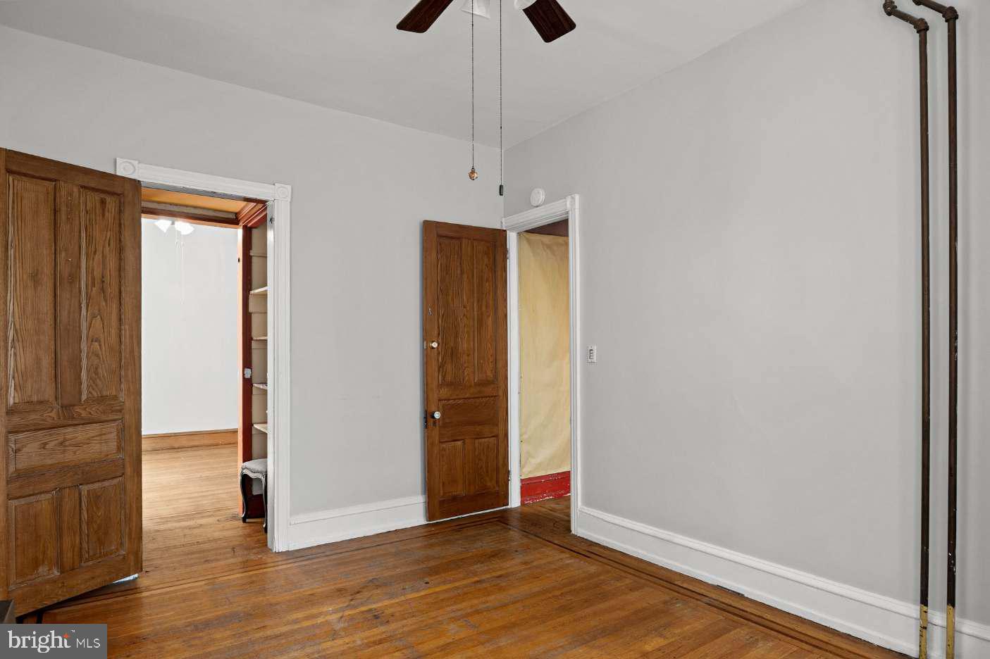 4818 Warrington Ave Property Photo 37