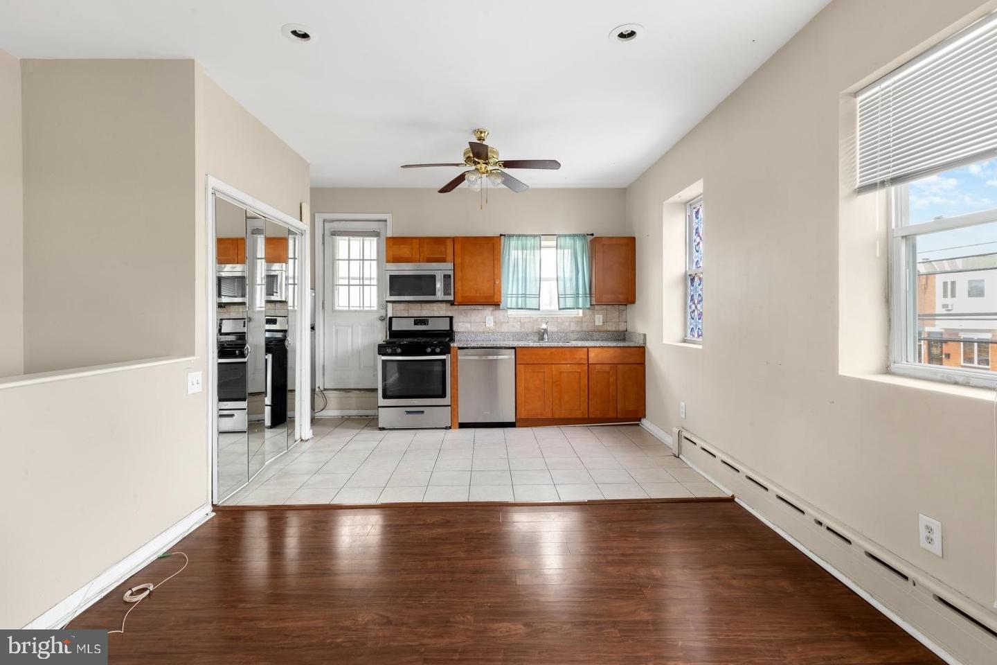 2100 S Lambert St Property Photo 13