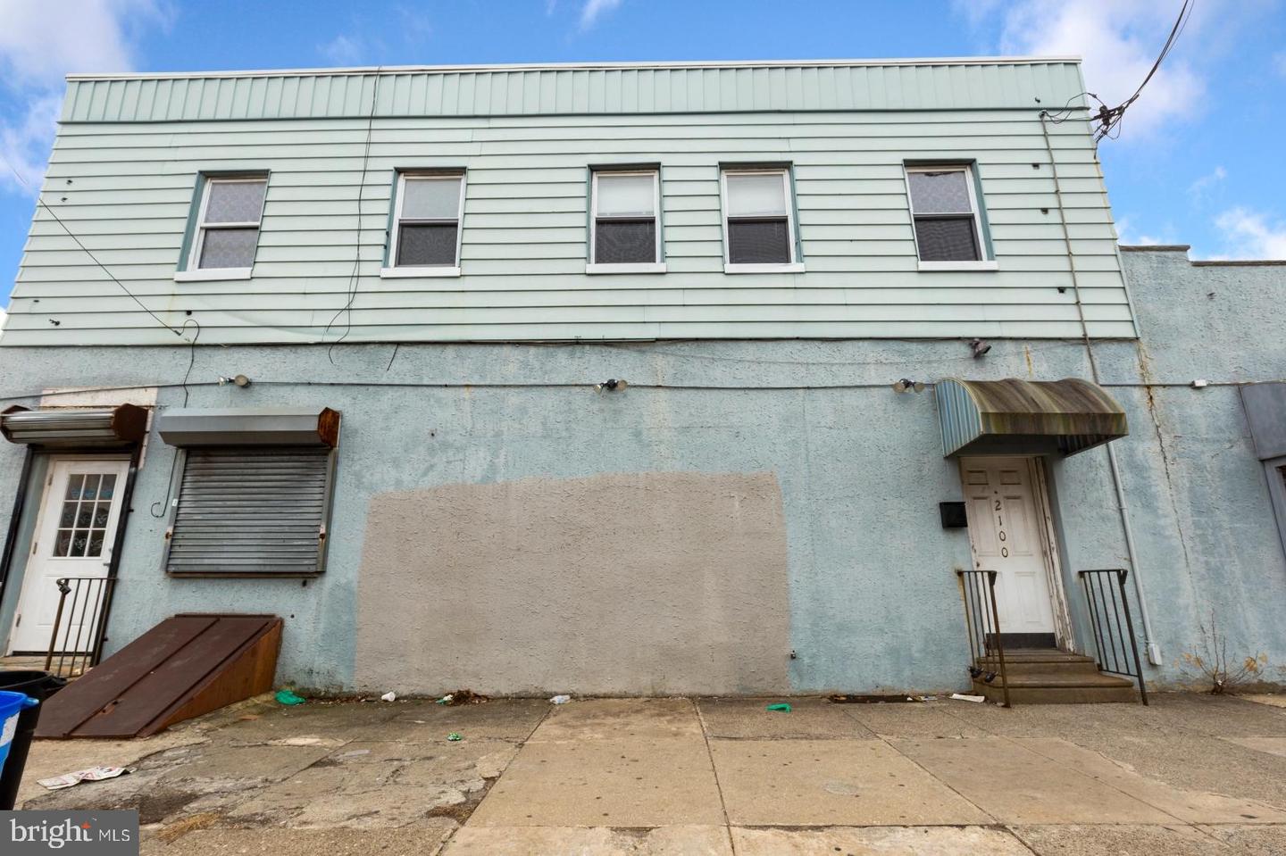 2100 S Lambert St Property Photo 25