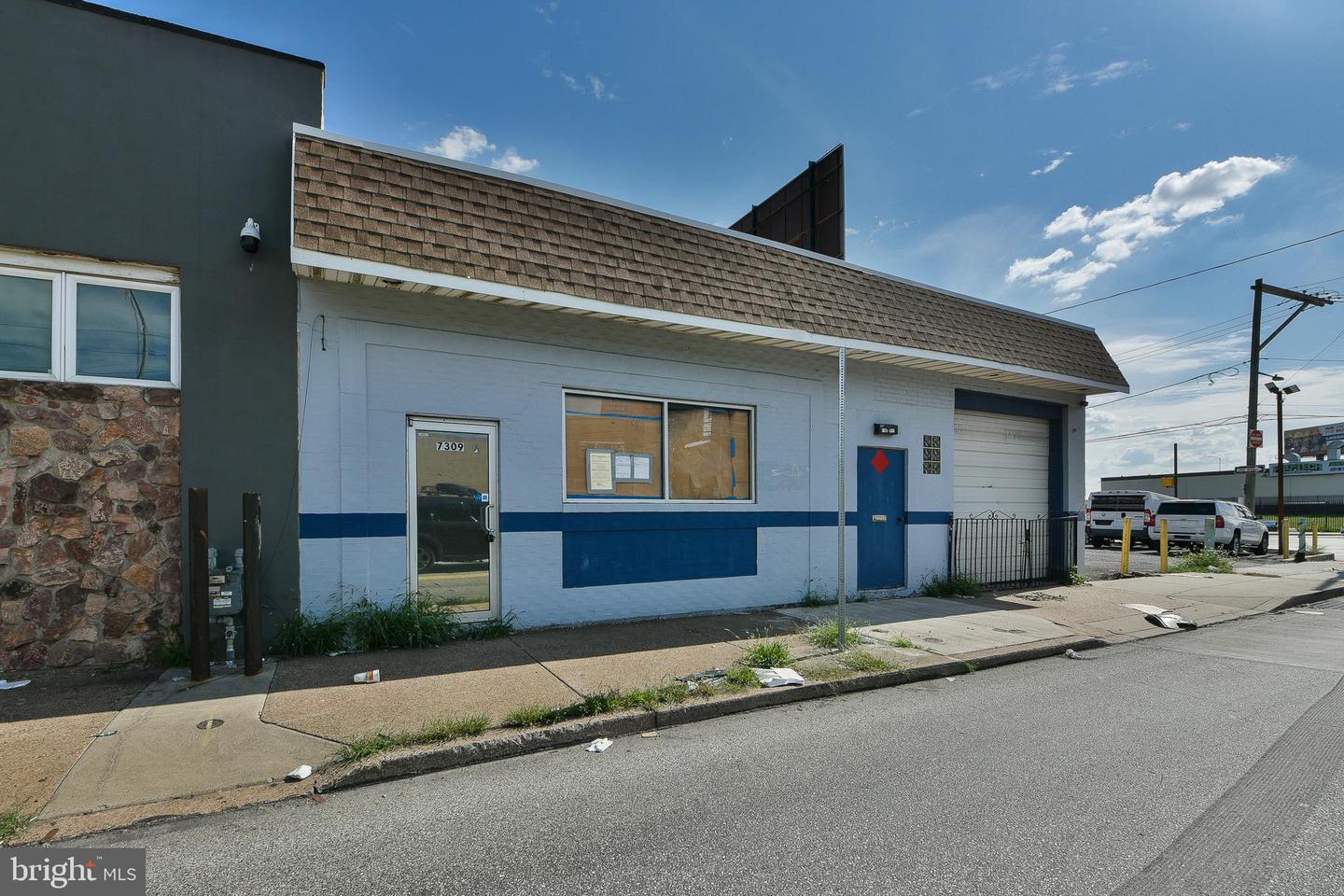 7309-11 STATE RD Property Photo 1