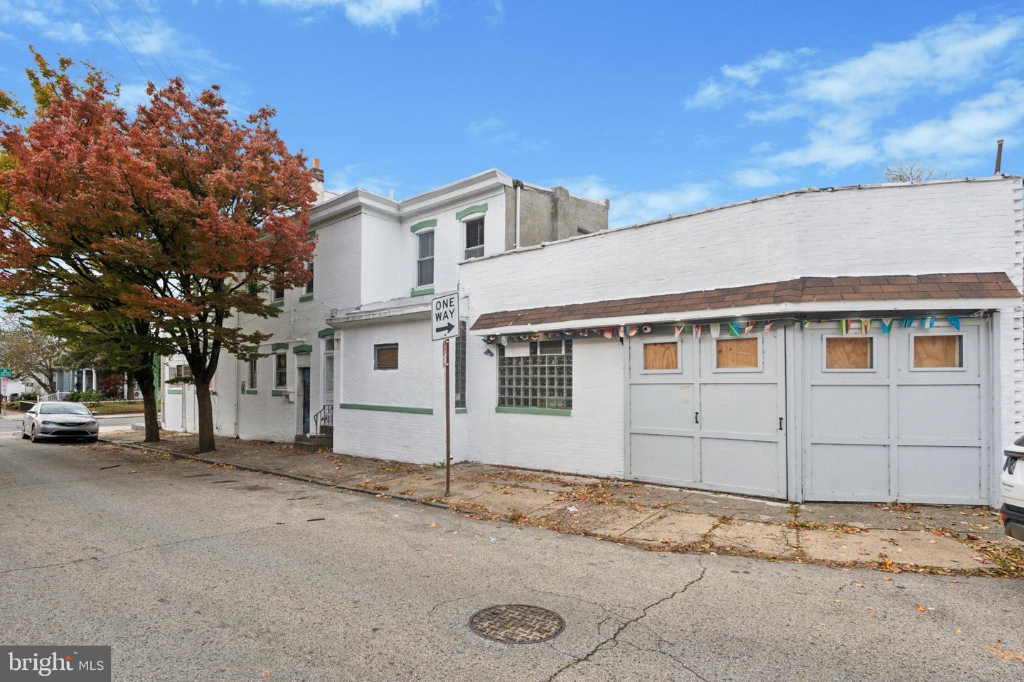4742 Richmond St Property Photo 25