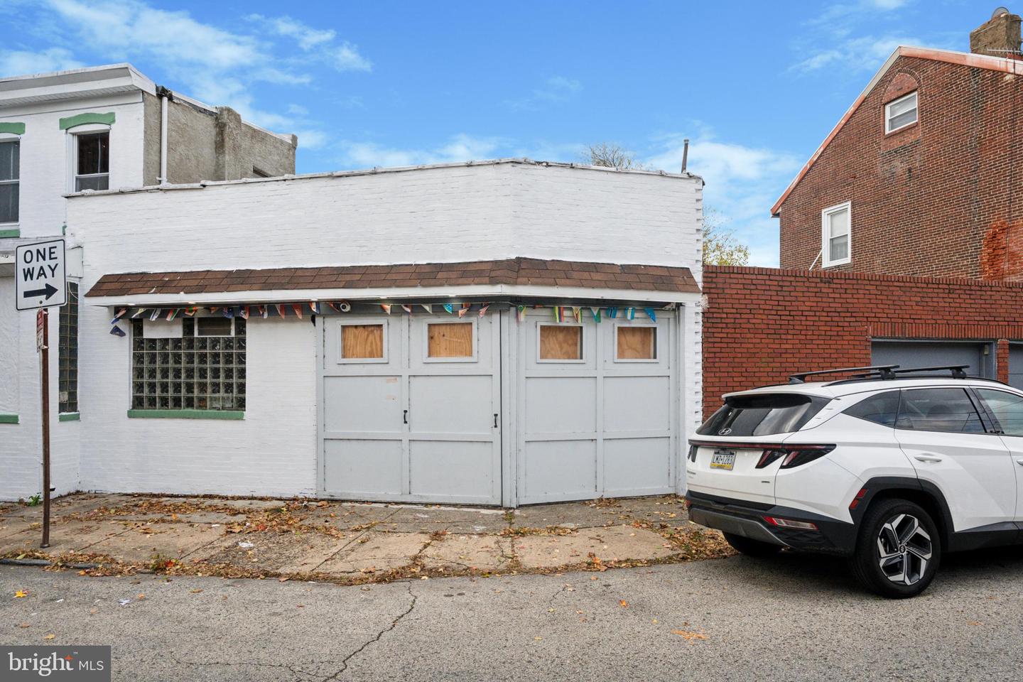 4742 Richmond St Property Photo 26