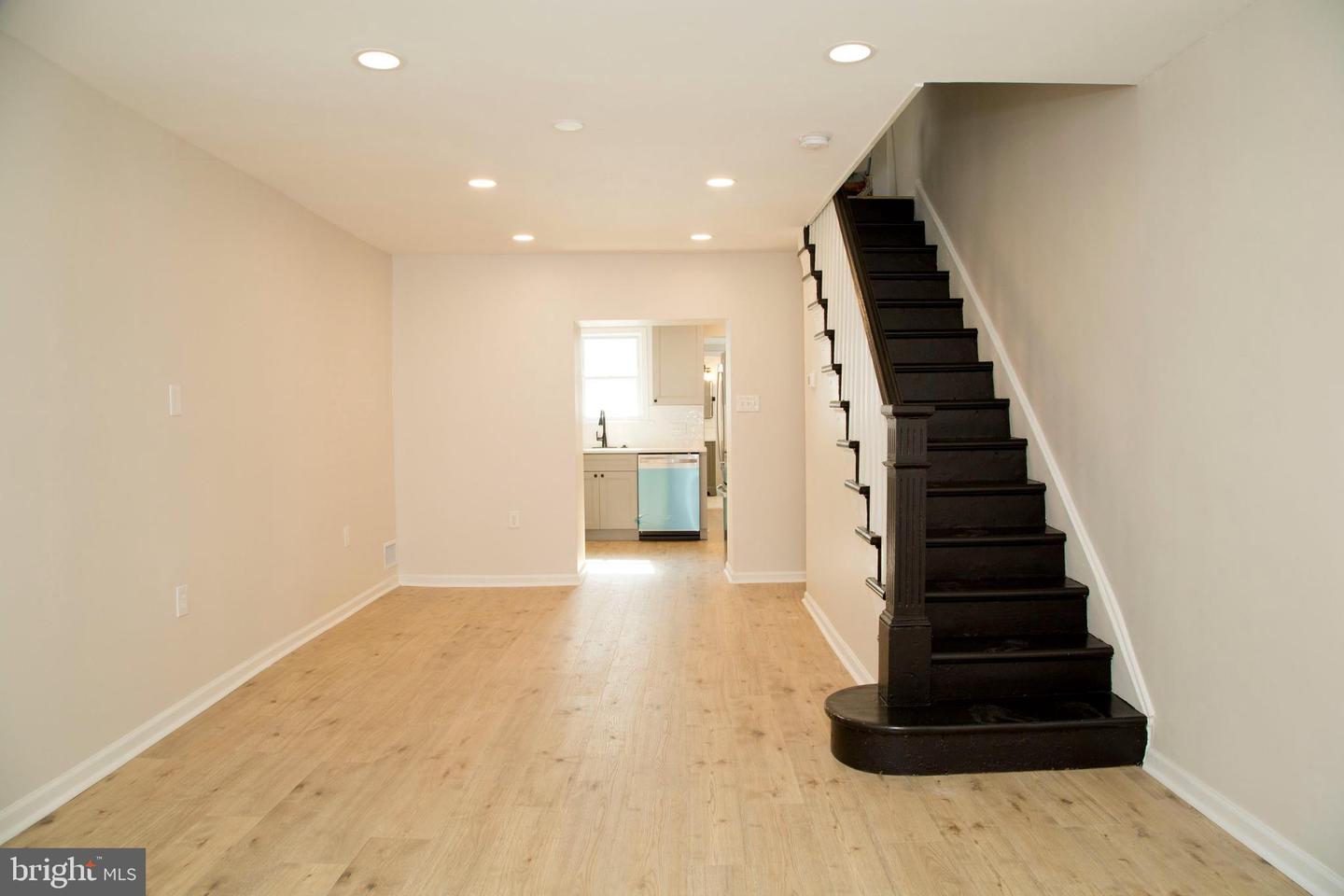1229 S Warnock St Property Photo 1