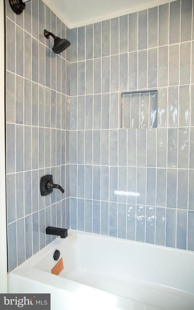 1229 S Warnock St Property Photo 12